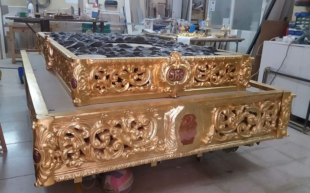 Paniagua realiza un monte de talla directa en madera para el paso de Nuestro Padre Jesús Nazareno